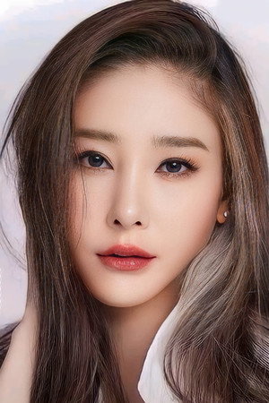 นิดา พัชรวีระพงษ์